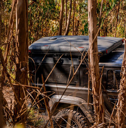 Tente de toit James Baroud ODYSSEY Frontier M - Édition Limitée Magma sur Xperts4x4 Accessoires 4x4 Off-Road