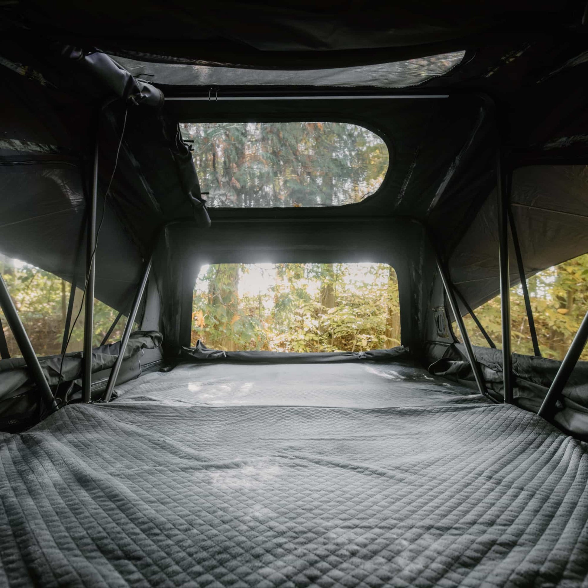 Tente de Toit Voyage M Go Overland Canada – 2/3 Places sur Xperts4x4 Accessoires 4x4 Off-Road