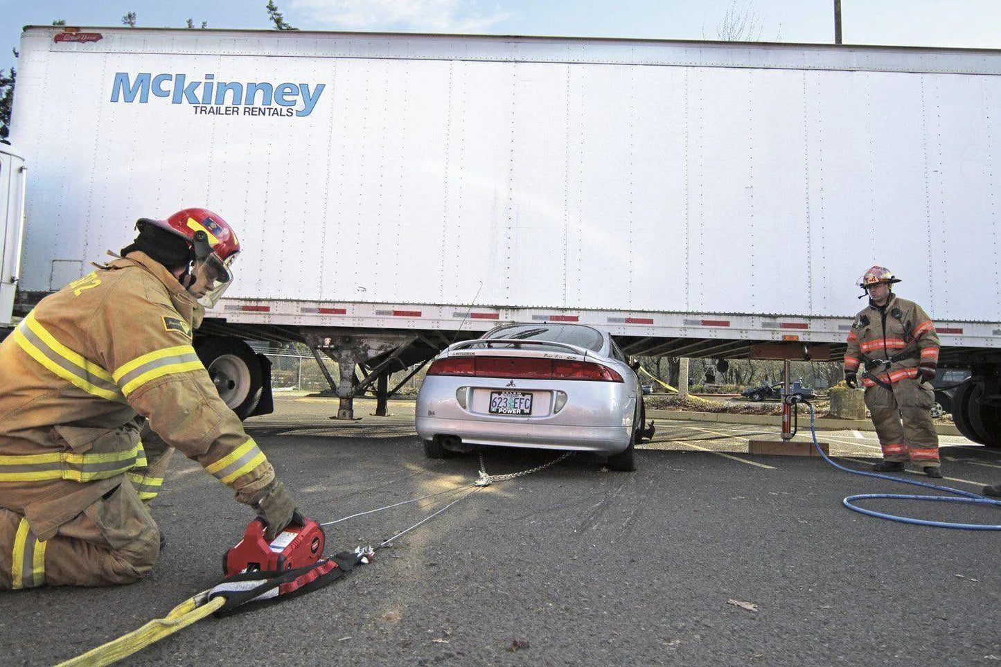 Treuil Pullzall WARN 24V sur Xperts4x4 Accessoires 4x4 Off-Road